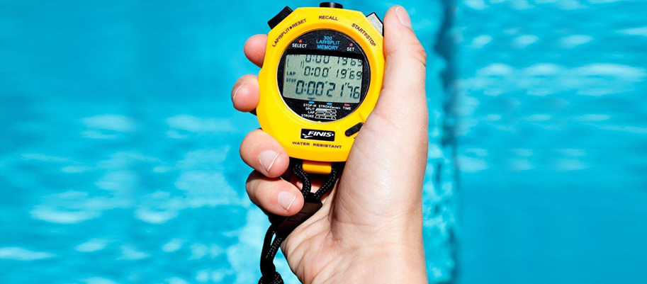 TYR или FINIS? Выбираем секундомер для тренера по плаванию